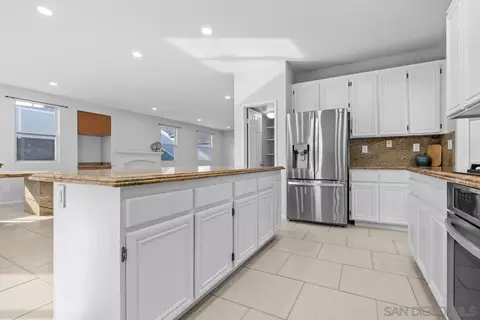 Kitchen - 9910 Mollie, Santee, CA 92071 photo 3 of 6