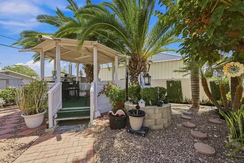 Exterior - 227 Millar, El Cajon, CA 92020 photo 9 of 17