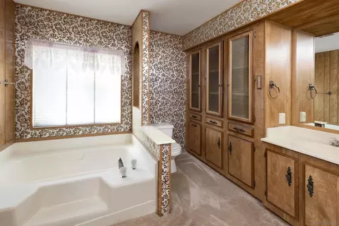 Bath - 275 S Worthington St #105, Spring Valley, CA 91977 photo 3 of 4