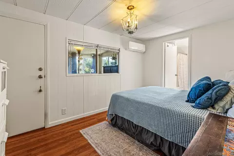 Bedroom - 1010 E Bobier Dr #SPC 192, Vista, CA 92084 photo 2 of 2