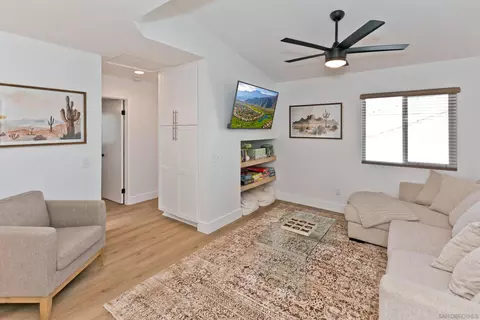 Living - 46352 Willow Ln, Indio, CA 92201 photo 5 of 6