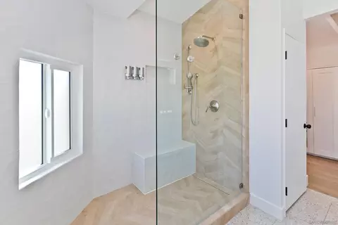 Bath - 46352 Willow Ln, Indio, CA 92201 photo 3 of 4