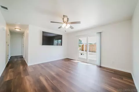 Living - 181 Heritage St, Oceanside, CA 92058 photo 1 of 2