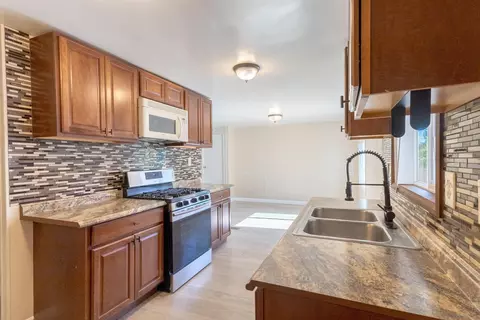 Kitchen - 4660 N River Rd #80, Oceanside, CA 92057 photo 2 of 2
