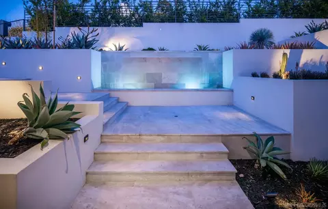 Exterior - 521 S Rios Ave, Solana Beach, CA 92075 photo 8 of 11