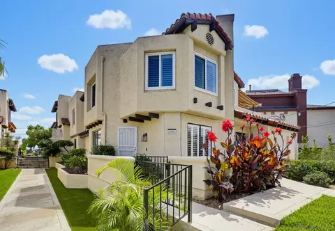 1951 Diamond St, San Diego, CA 92109