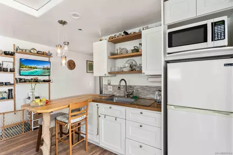 Kitchen - 3003 Guajome Lake Rd, Oceanside, CA 92057 photo 4 of 4