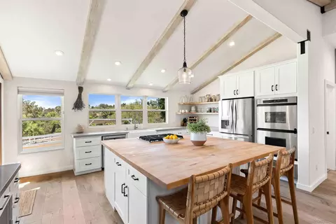 Kitchen - 3003 Guajome Lake Rd, Oceanside, CA 92057 photo 2 of 4