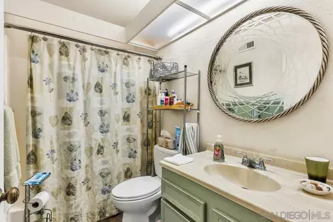 Bath - 9528 Eve, Santee, CA 92071 photo 1 of 2