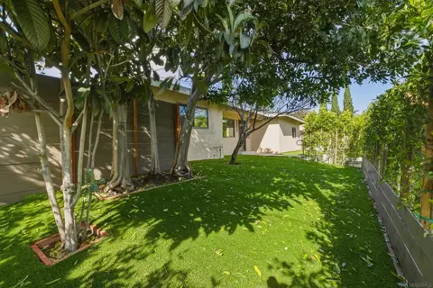 Exterior - 519 Camelot Dr, Oceanside, CA 92054 photo 6 of 11