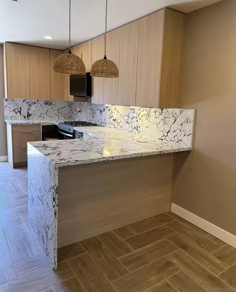 Kitchen - 519 Camelot Dr, Oceanside, CA 92054 photo 1 of 6