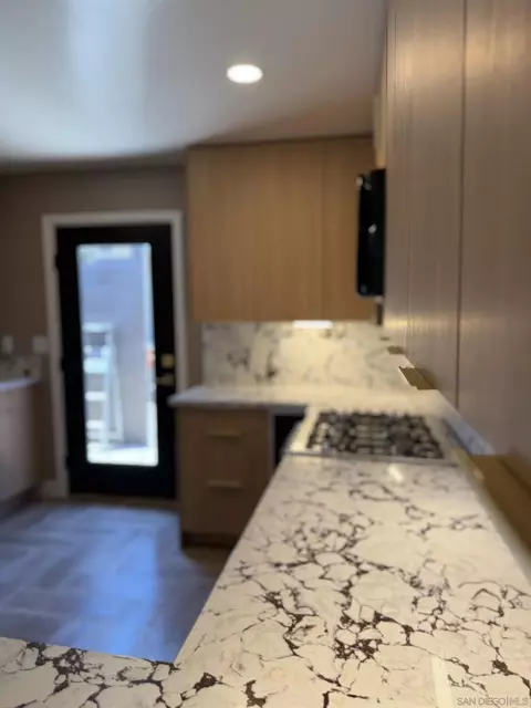 Kitchen - 519 Camelot Dr, Oceanside, CA 92054 photo 4 of 6