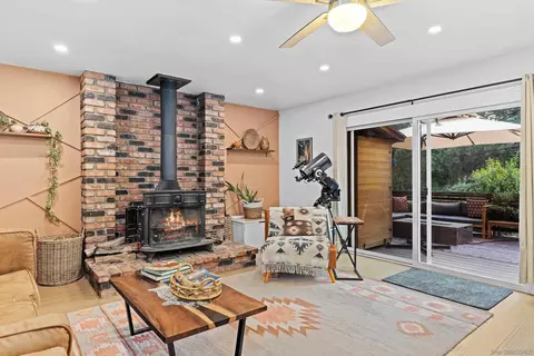Living - 28960 Cedar Ln, Pine Valley, CA 91962 photo 2 of 3