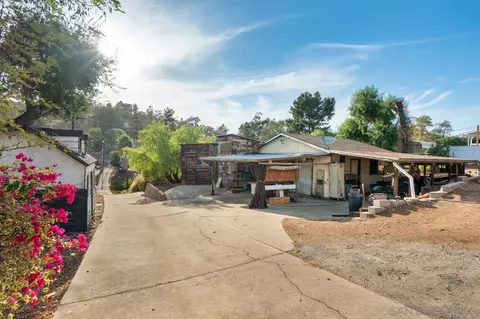 Exterior - 11435 Rocoso Rd, Lakeside, CA 92040 photo 6 of 10