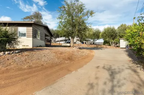 Exterior - 11435 Rocoso Rd, Lakeside, CA 92040 photo 9 of 10