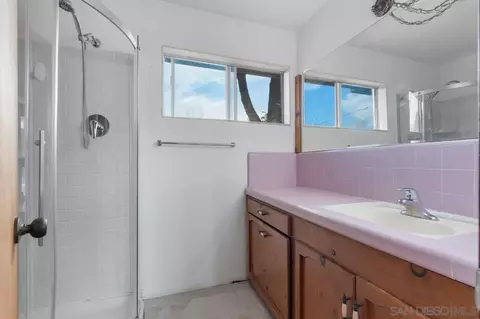 Bath - 11435 Rocoso Rd, Lakeside, CA 92040 photo 2 of 2