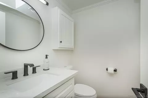 Bath - 221 B Ave, Coronado, CA 92118 photo 7 of 7