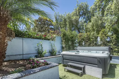 Exterior - 221 B Ave, Coronado, CA 92118 photo 2 of 6