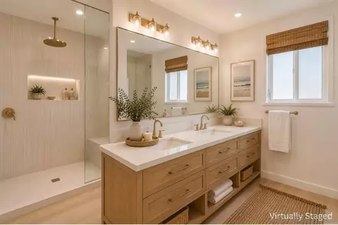Bath - 120-26 4th St, Del Mar, CA 92014 photo 1 of 6