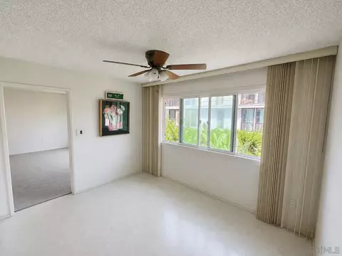 Living - 120-26 4th St, Del Mar, CA 92014 photo 3 of 3