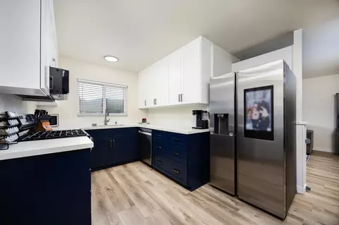 Kitchen - 10105 Shaggybark Dr, Santee, CA 92071 photo 2 of 3