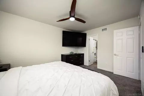Bedroom - 10105 Shaggybark Dr, Santee, CA 92071 photo 2 of 5