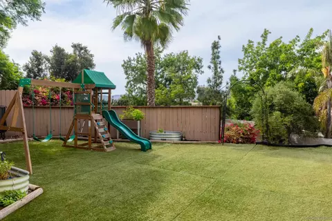 Exterior - 12312 Sunbrite Ln, Lakeside, CA 92040 photo 2 of 7