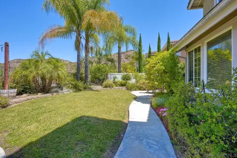 Exterior - 2267 Orchard View Ln, Escondido, CA 92027 photo 7 of 10