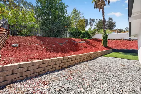 Exterior - 669 Skyview St, El Cajon, CA 92020 photo 4 of 9