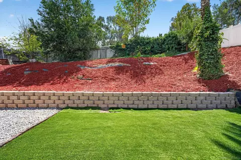 Exterior - 669 Skyview St, El Cajon, CA 92020 photo 5 of 9