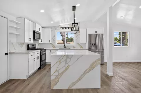 Kitchen - 669 Skyview St, El Cajon, CA 92020 photo 5 of 5