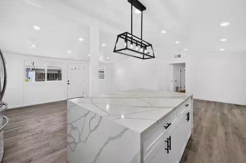 Kitchen - 669 Skyview St, El Cajon, CA 92020 photo 2 of 5