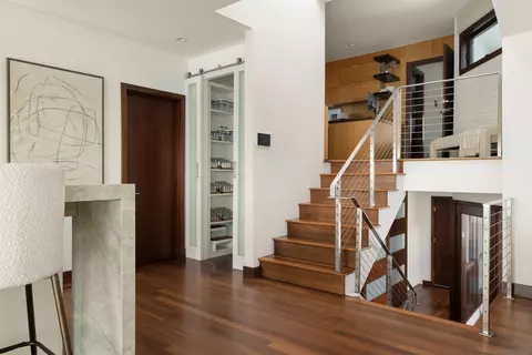 Entry Way - 1112 Neptune Ave, Encinitas, CA 92024 photo 1 of 3