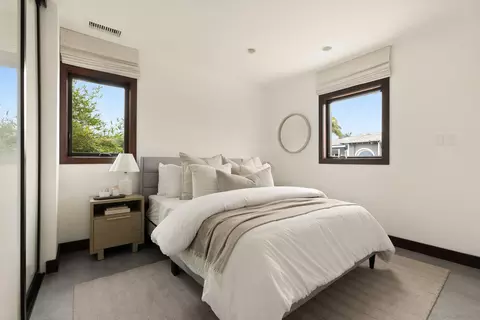Bedroom - 1112 Neptune Ave, Encinitas, CA 92024 photo 6 of 9