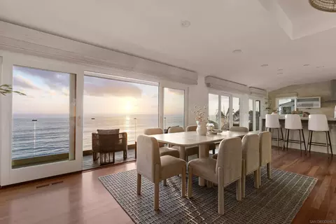 Dining - 1112 Neptune Ave, Encinitas, CA 92024 photo 1 of 4