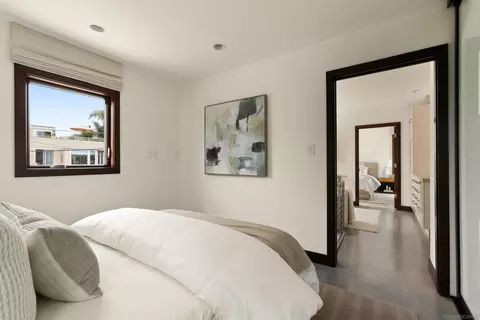 Bedroom - 1112 Neptune Ave, Encinitas, CA 92024 photo 7 of 9