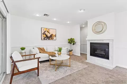 10367 Azuaga #162, San Diego, CA 92129