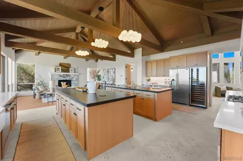Kitchen - 15711 Salida Del Sol, Ramona, CA 92065 photo 1 of 4