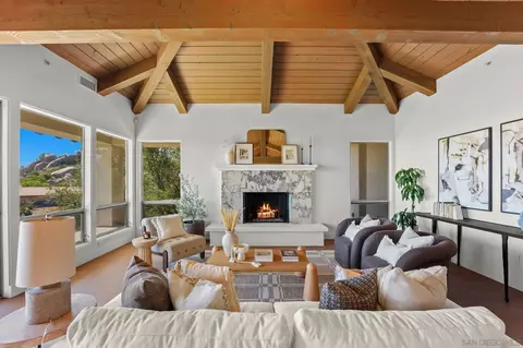 Living - 15711 Salida Del Sol, Ramona, CA 92065 photo 4 of 9