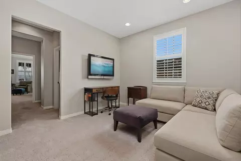 Entry Way - 1237 Breakaway Dr, Oceanside, CA 92057 photo 2 of 2