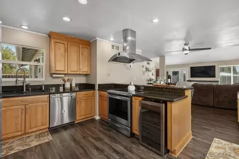 Kitchen - 13329 Olive Meadows Dr, Poway, CA 92064 photo 4 of 4
