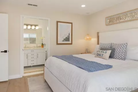 Bedroom - 1609 Grandview St, Oceanside, CA 92054 photo 1 of 4