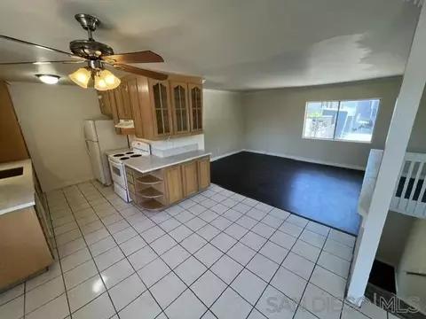 Living - 8220 Vincetta #17, La Mesa, CA 91942 photo 2 of 5
