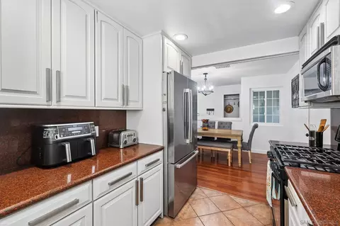 Kitchen - 5074 Gold, Oceanside, CA 92057 photo 5 of 5