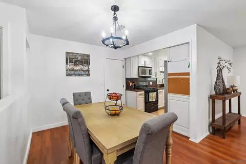 Dining - 5074 Gold, Oceanside, CA 92057 photo 2 of 4