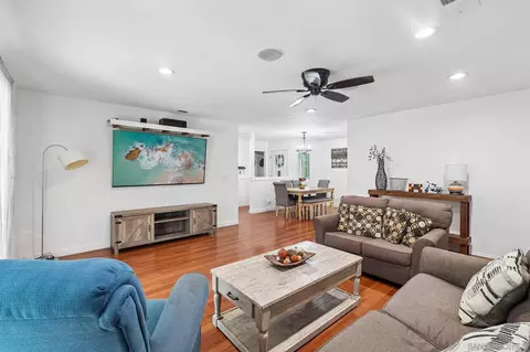 Living - 5074 Gold, Oceanside, CA 92057 photo 2 of 2