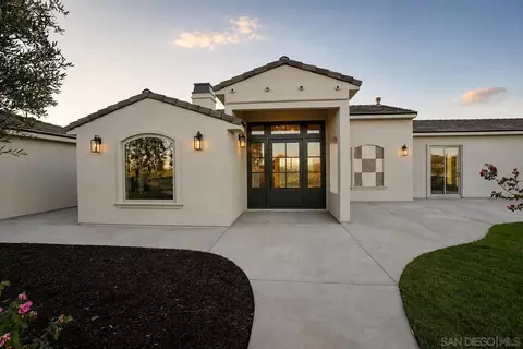 3240 Via Del Cielo, Fallbrook, CA 92028 photo 4