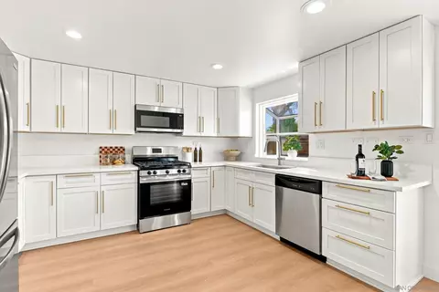 Kitchen - 14929 Conchos Dr, Poway, CA 92064 photo 1 of 6