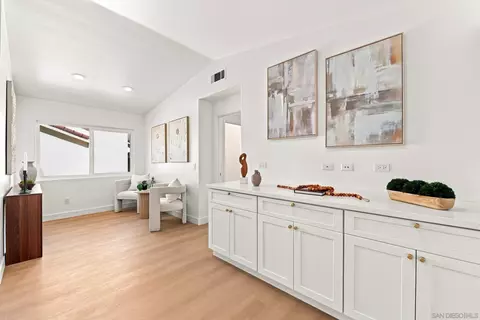 Entry Way - 14929 Conchos Dr, Poway, CA 92064 photo 4 of 4