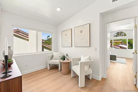 Entry Way - 14929 Conchos Dr, Poway, CA 92064 photo 3 of 4